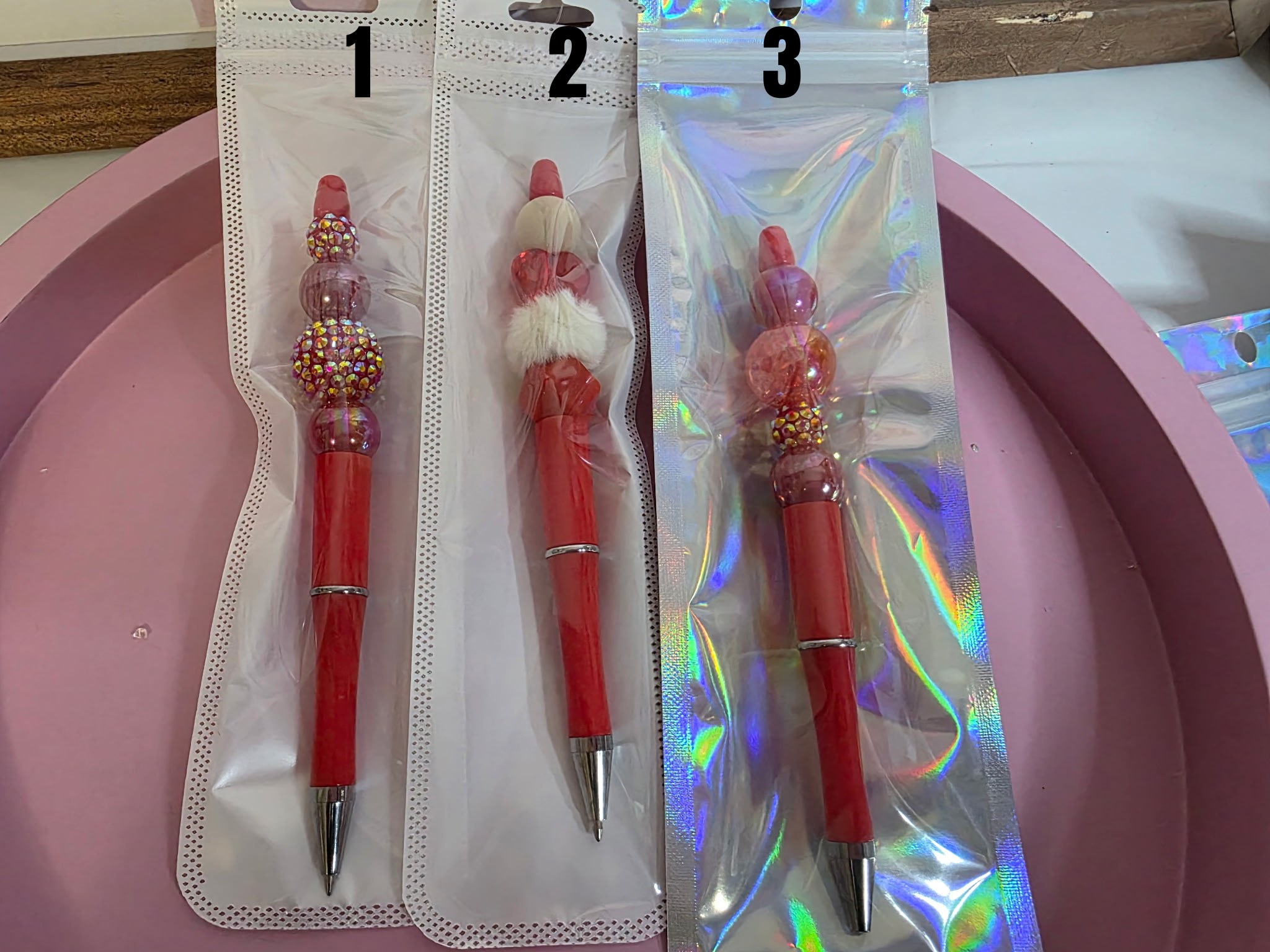 Checkered Charm Pen - Red
