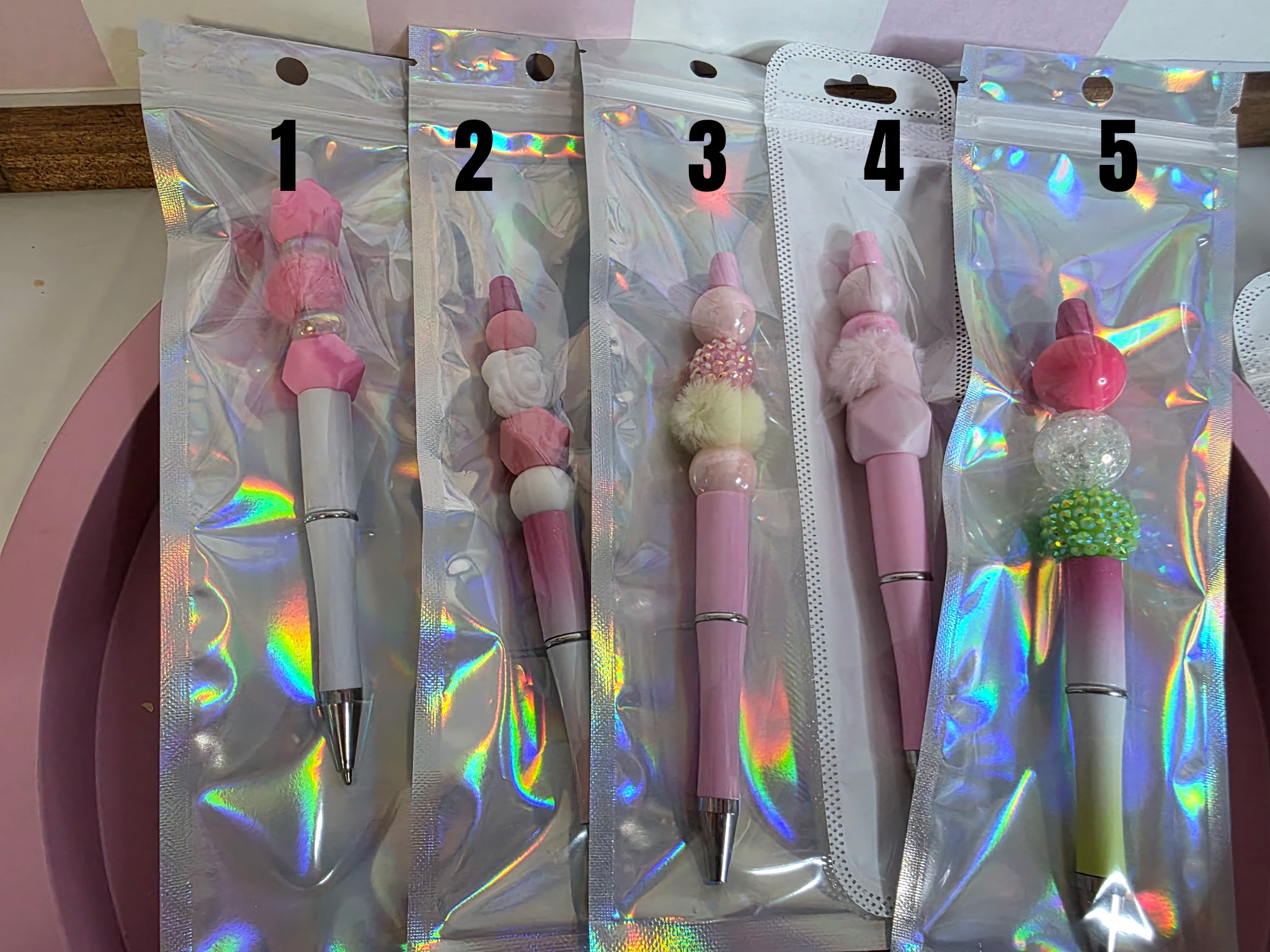 Checkered Charm Pen - Light Pink